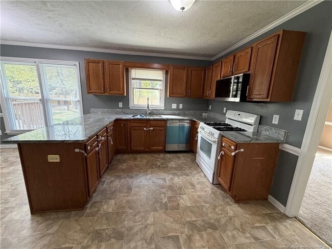 Building Photo - 637 Spy Glass Dr