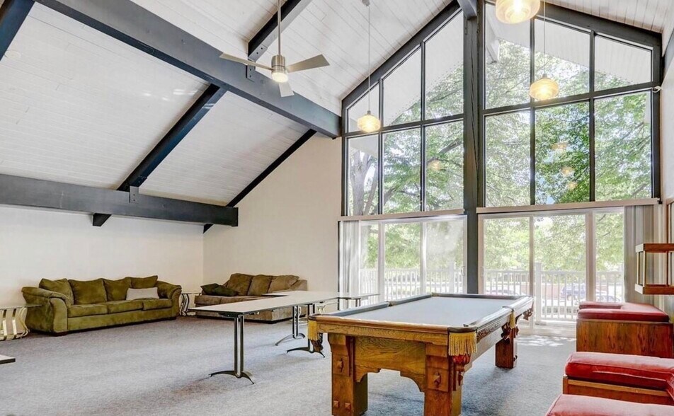 Building Photo - 3349 S Monaco Street Pky