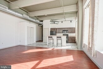 Building Photo - 511 N Broad St