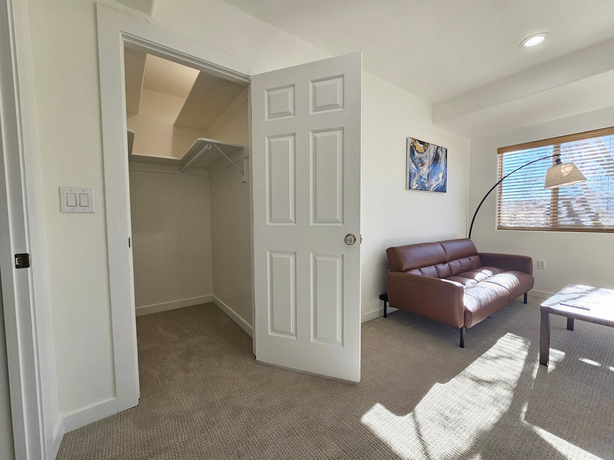 Building Photo - 4264 S Halifax Way