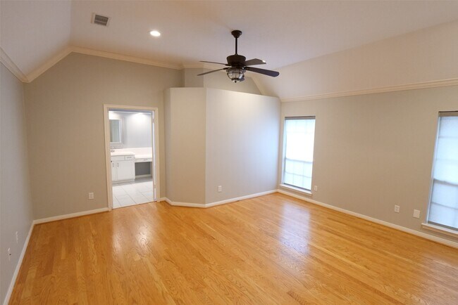 Building Photo - 1310 Westwick Forest Ln