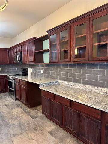 Building Photo - 209 Cloudcroft Dr
