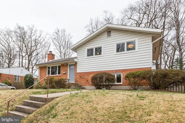 Building Photo - 9718 Holmhurst Rd
