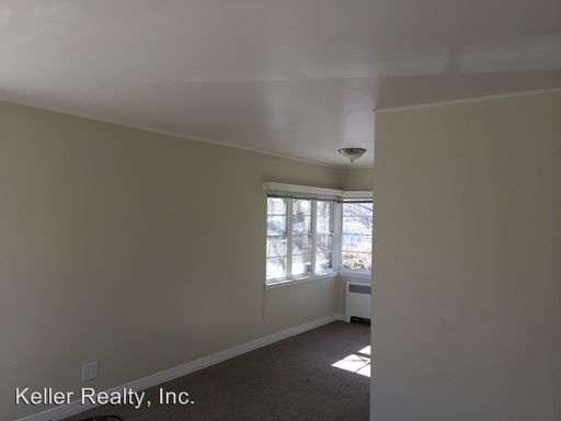 Building Photo - 1045 Riverside Dr