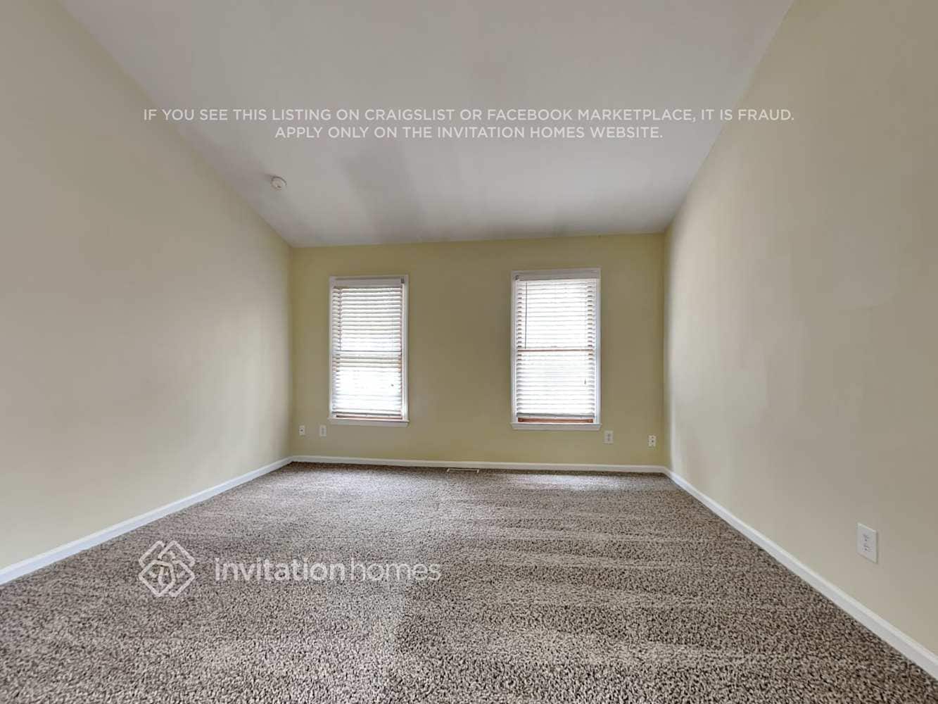 Building Photo - 10621 Northwoods Forest Dr