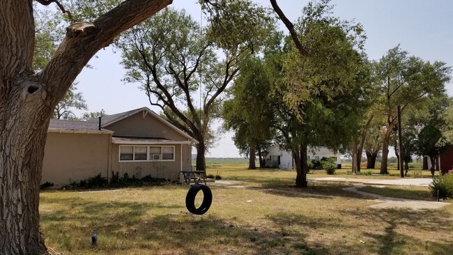 Building Photo - Cute Home minutes from Dunbar Historical L...