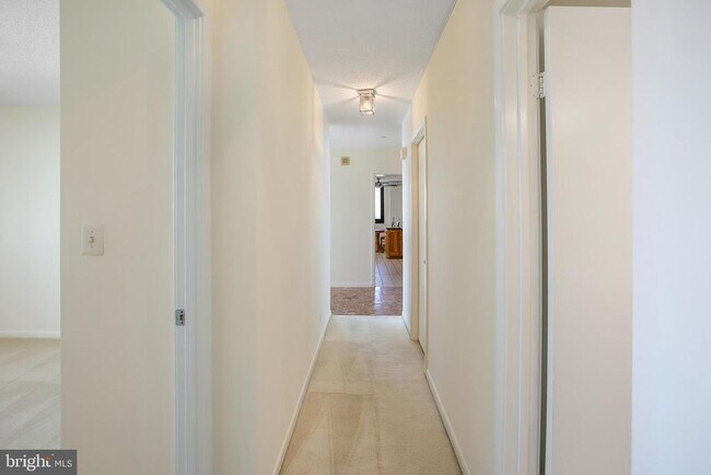 Building Photo - 5505 Seminary Rd