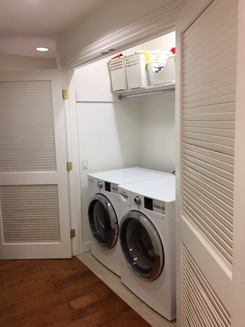 Laundry - 991 Arapahoe St