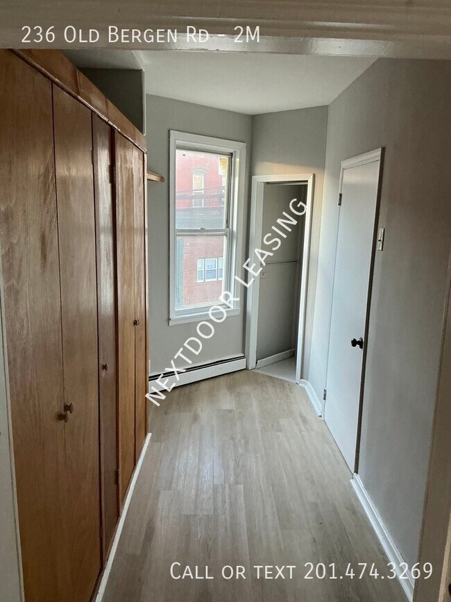 Building Photo - 236 Old Bergen Rd