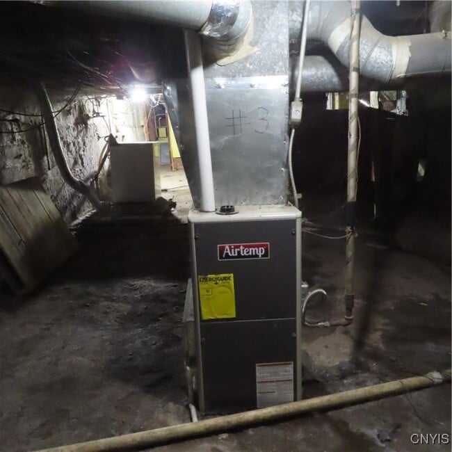 Building Photo - 540 Teall Ave