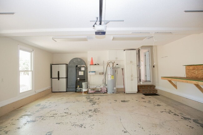 Building Photo - "Modern 3-Bedroom Home with 3 Full Bathrooms and Spacious Living Areas in Vass, NC!"