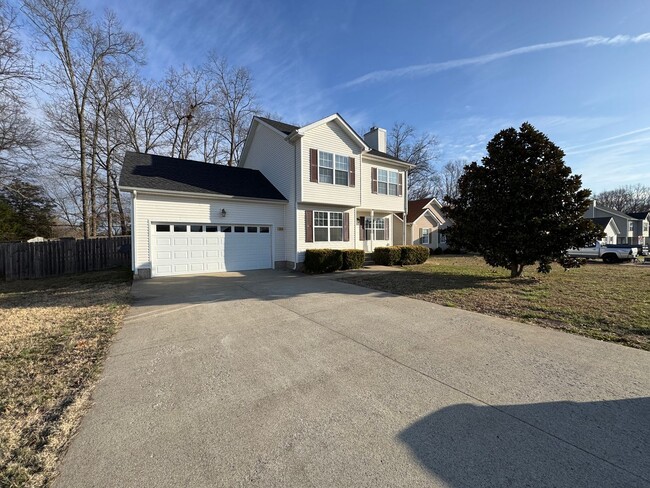 Building Photo - Beautiful Single Family Home