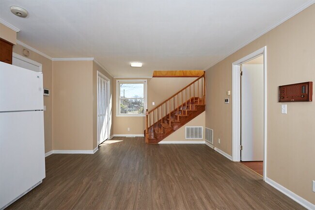 Building Photo - Coming soon: Large 3+ BR, 2 BA home with garage
