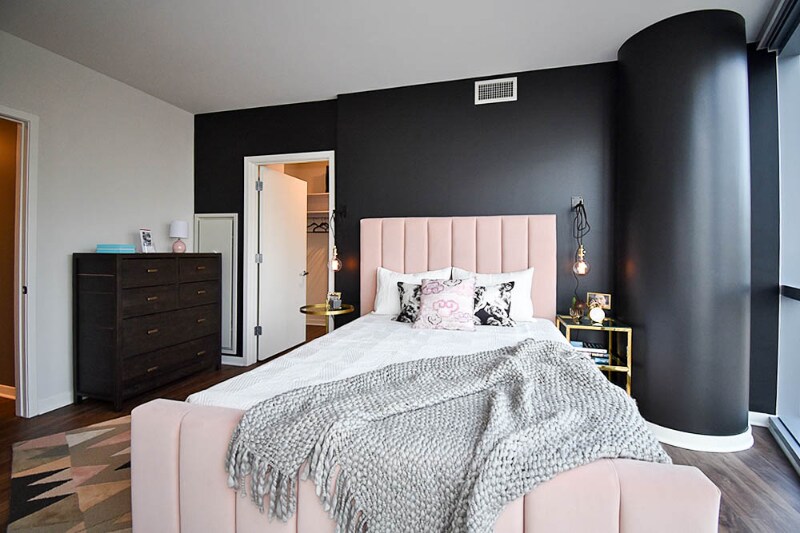 Building Photo - 17 S Halsted St