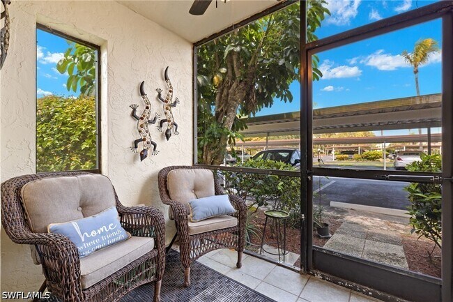 Building Photo - 3625 Boca Ciega Dr