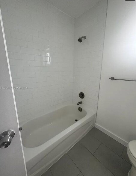 Building Photo - 1043 NW 5th St
