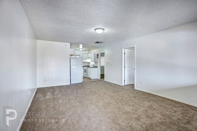 Building Photo - Apartment for Rent in Downtown Silt