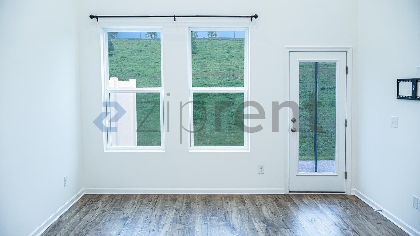 Building Photo - 612 Clb Vw Wy