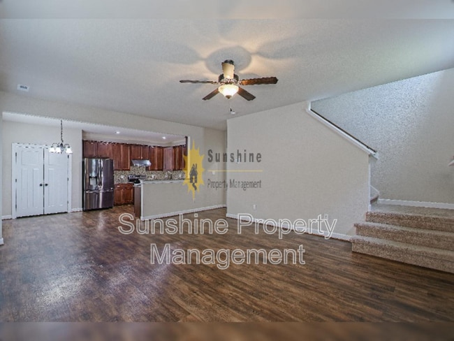 Building Photo - 2723 Rodgers St