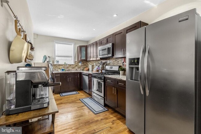 Building Photo - 1615 Cadwallader St