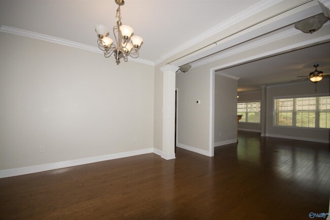 Building Photo - 106 Back Creek Cir NW