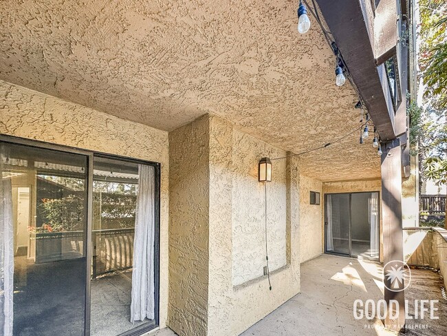 Building Photo - Spacious Dual-Master Home with Private Yard & Resort-Style Amenities