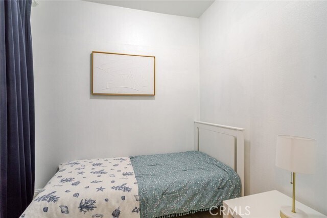 Building Photo - 321 S San Vicente Blvd