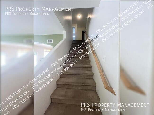 Building Photo - 4222 E Windsor Dr