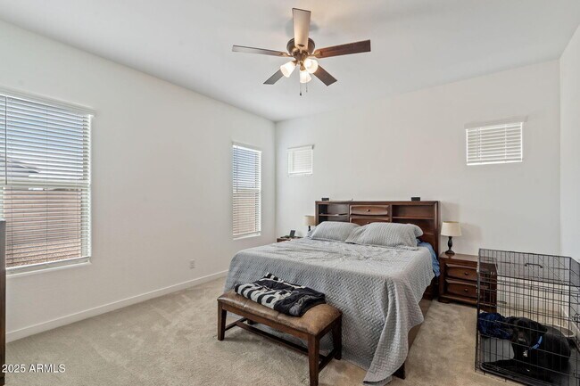 Building Photo - 16423 W Charlotte Dr