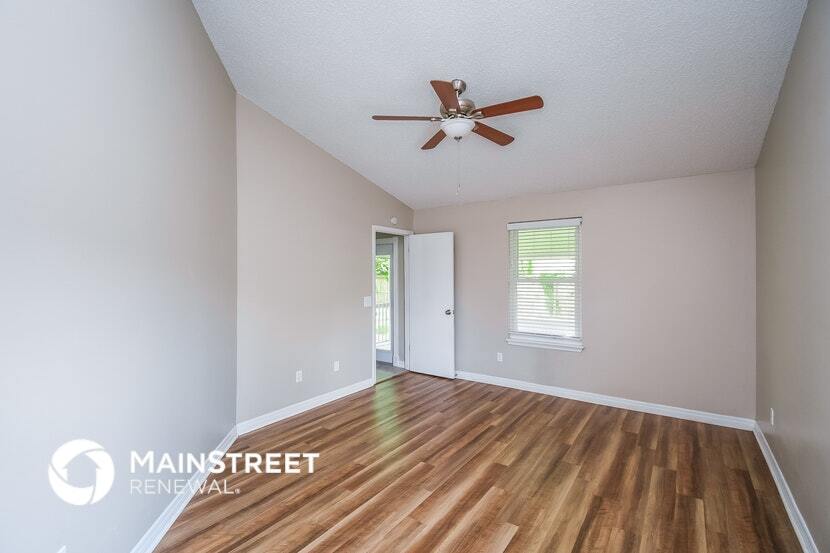 Building Photo - 1844 Hollars Pl