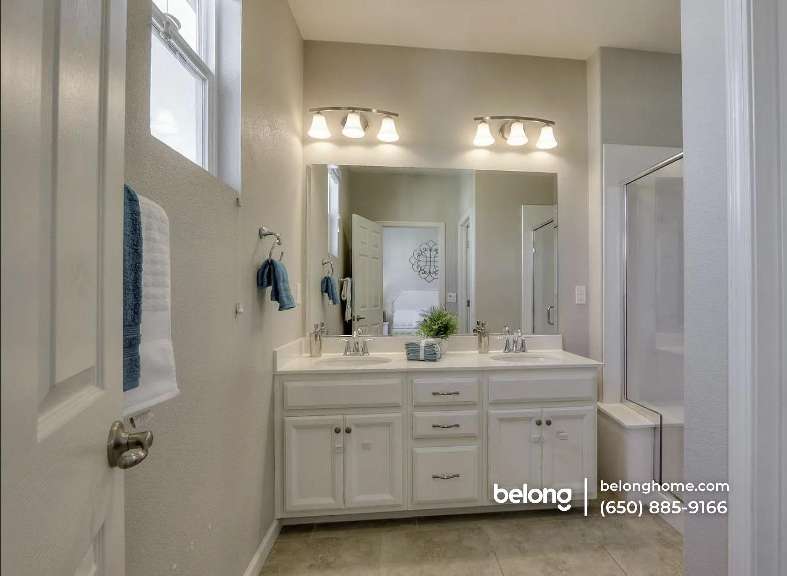 Building Photo - 1582 McCandless Dr