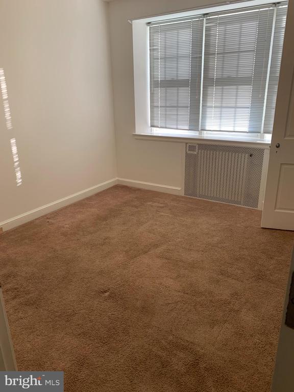 Building Photo - 501 E Philadelphia Ave