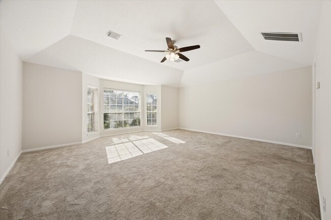 Building Photo - 501 Pine Bluff Dr