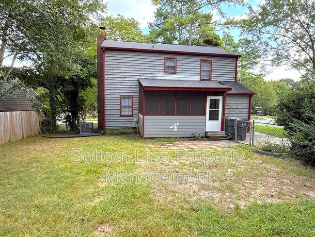 Building Photo - 5301 Rolling Oak Ln