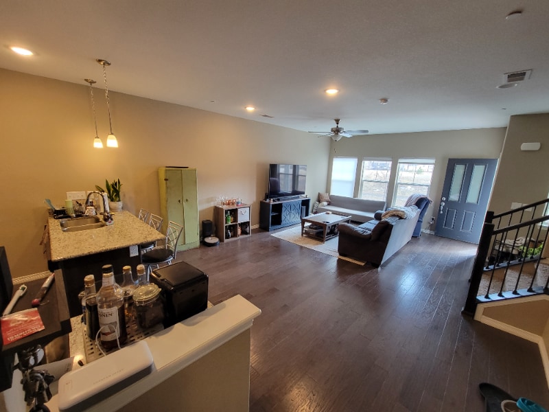 Building Photo - 3039 Upland Dr