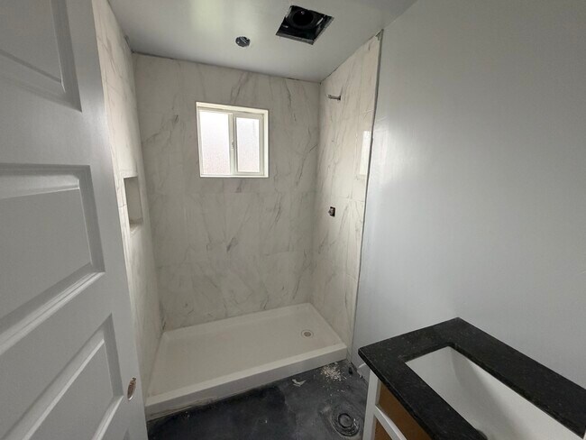 Building Photo - 1619 Wyoming LLC