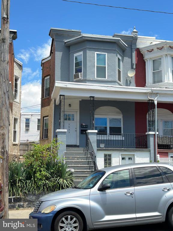 Building Photo - 5425 Christian St