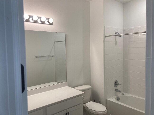 Building Photo - 10337 Church Hammock Rd