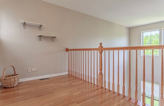 Building Photo - 138 Tanglewood Dr