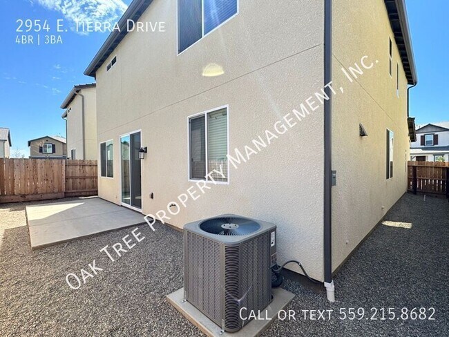Building Photo - 2954 E Tierra Dr