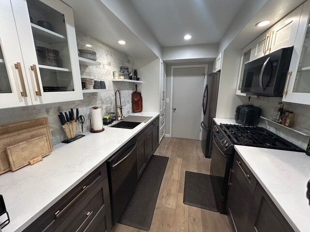 Building Photo - 6851 Roswell Rd