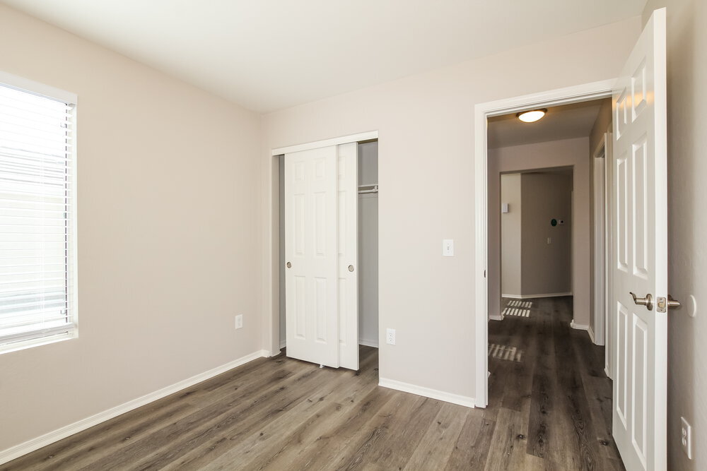 Building Photo - 12026 W Yuma St