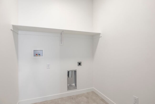 Building Photo - 2526 N 3670 W