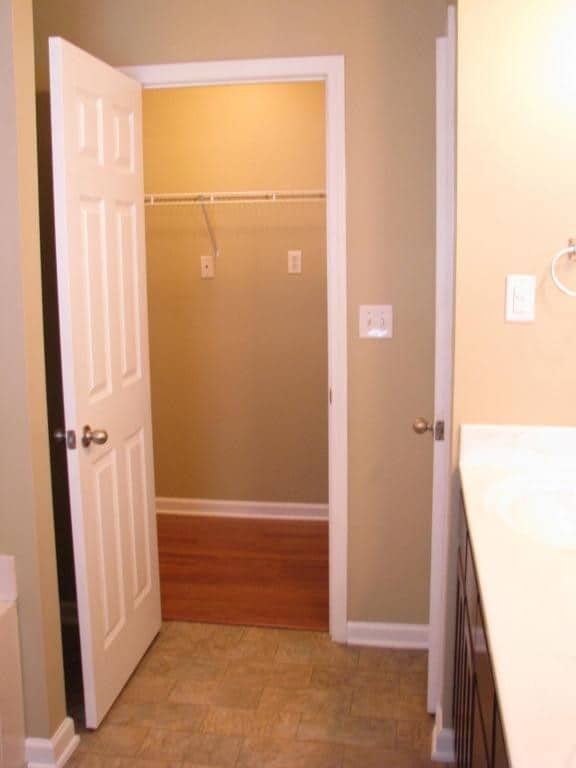 Building Photo - 2765 Rutherford Dr