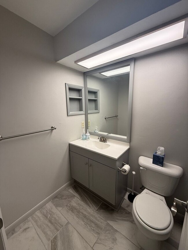 Building Photo - Classic Comfort in Rainbow Springs Country Club Estates