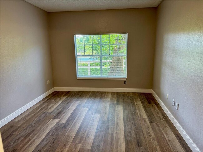 Building Photo - 1514 Arbor Lakes Cir