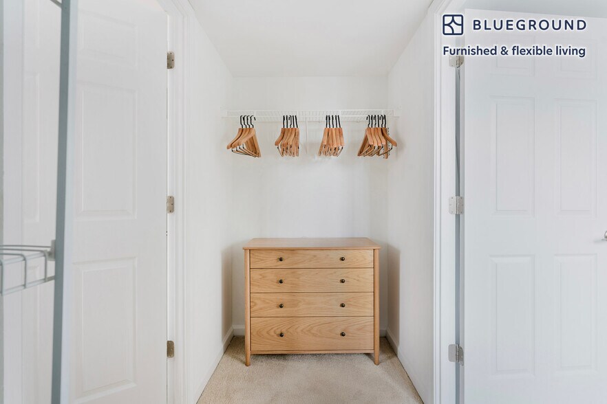 Building Photo - 450 Massachusetts Ave NW