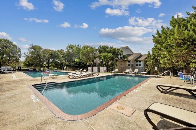 Building Photo - 2450 Wickersham Ln