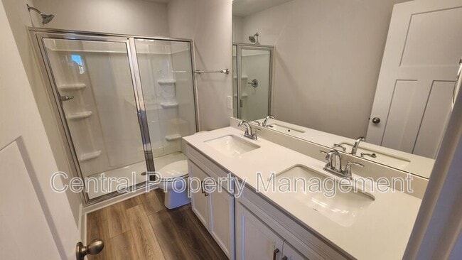 Building Photo - 143 Dalmatian Dr