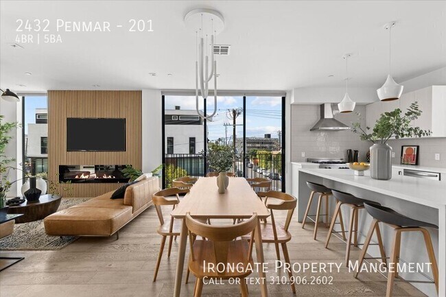 Building Photo - 2432 Penmar-201